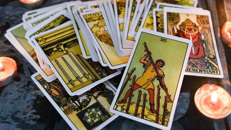 Cómo elegir a un vidente de confianza